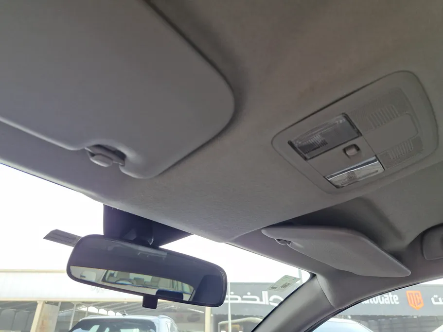 تويوتا يارس Y 2023 