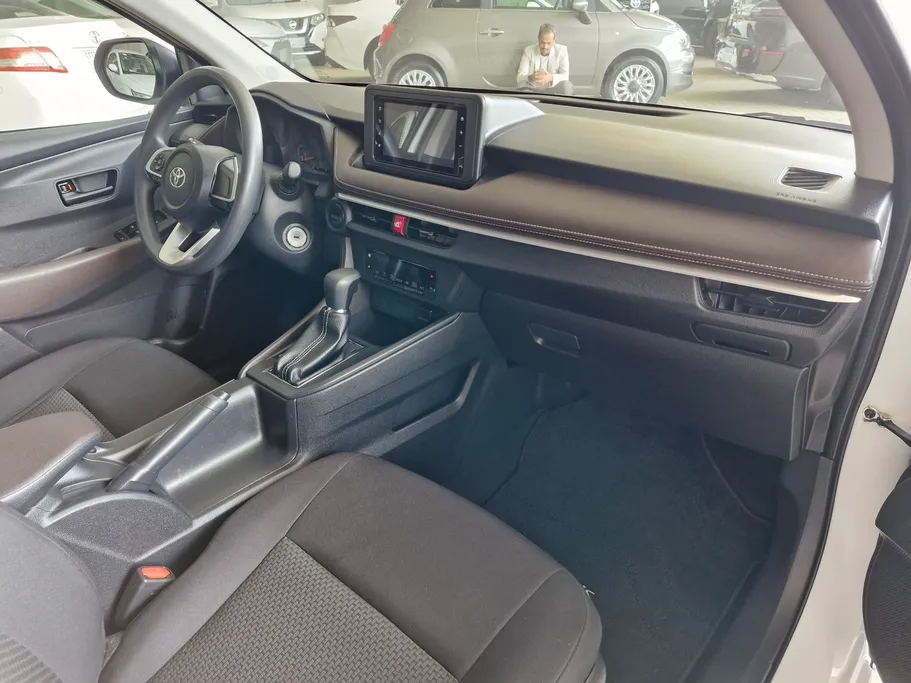 تويوتا يارس Y 2023 