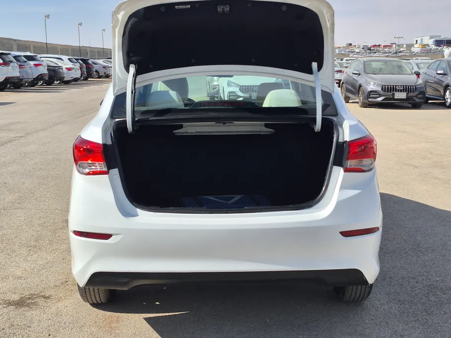 شانجان السفن Basic 2023 