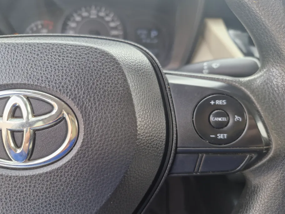 تويوتا كورولا XLI 2023 