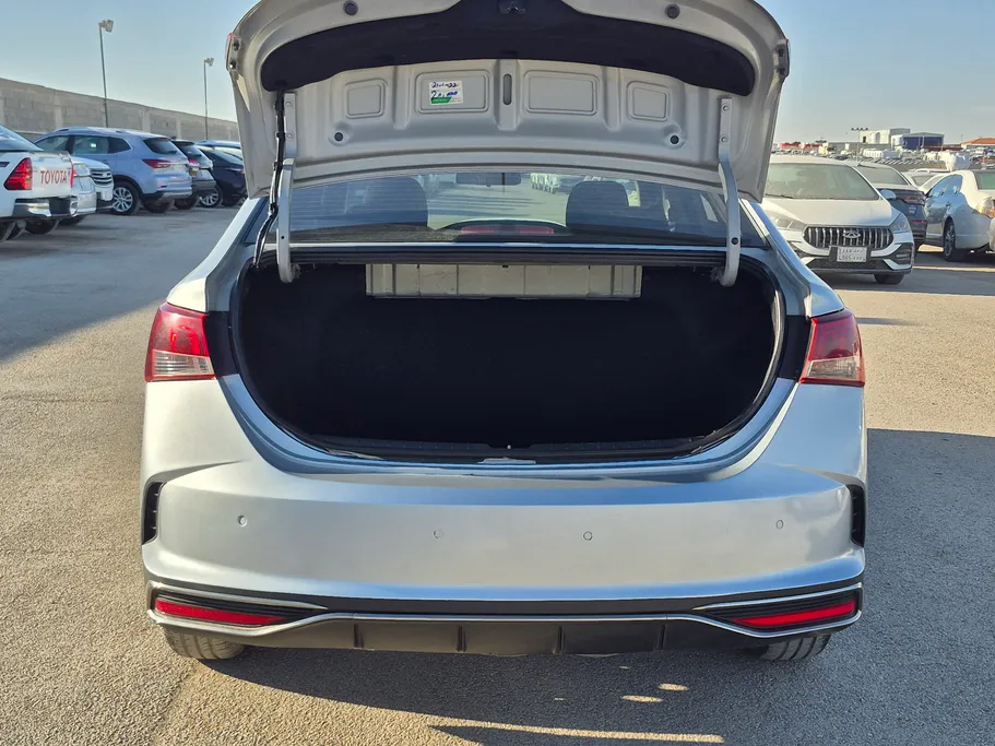 2022 هيونداي Accent سمارت 