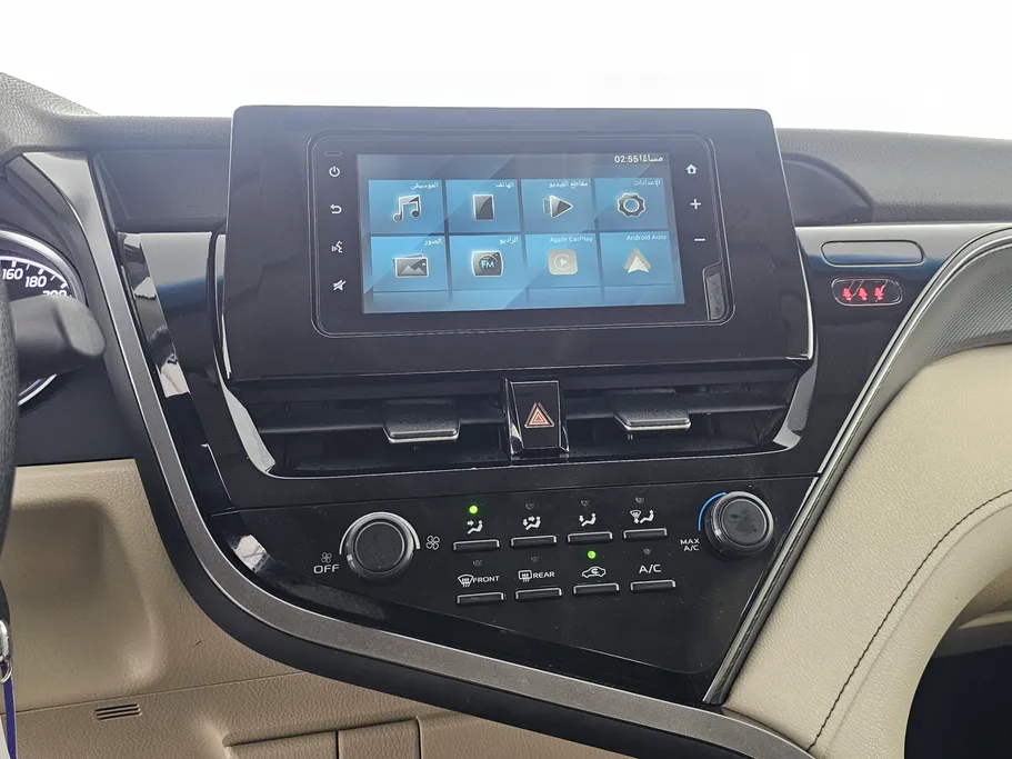 تويوتا كامري LE 2024 