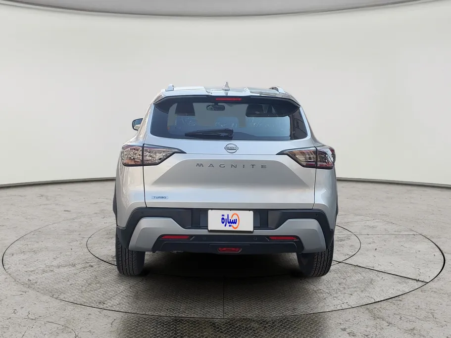 نيسان ماجنايت SV 2025 
