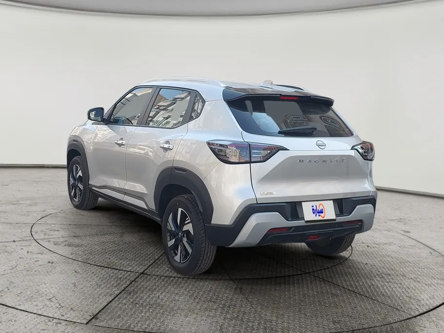 نيسان ماجنايت SV 2025 