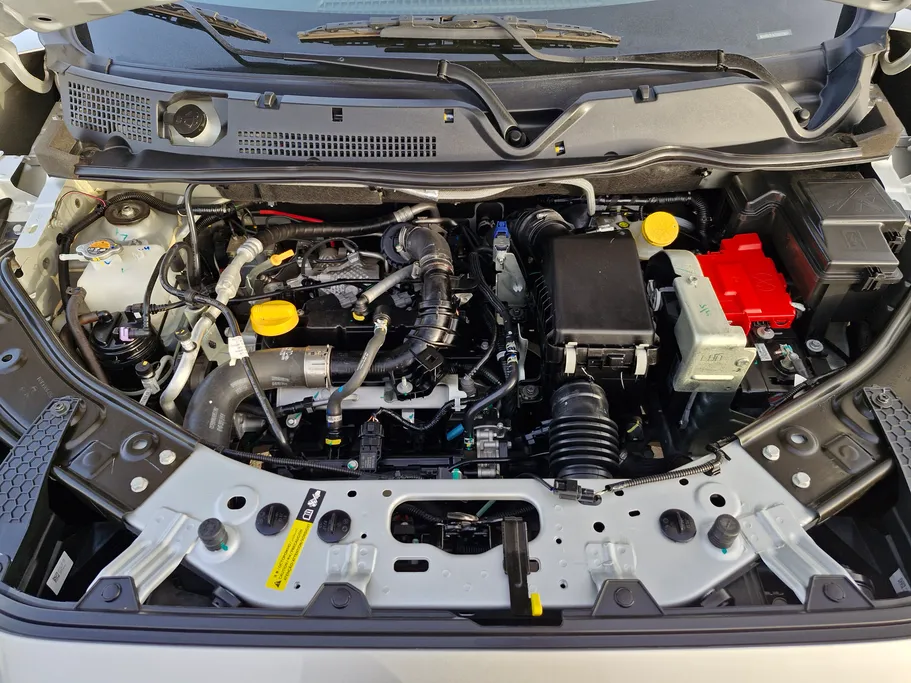 نيسان ماجنايت SV 2025 