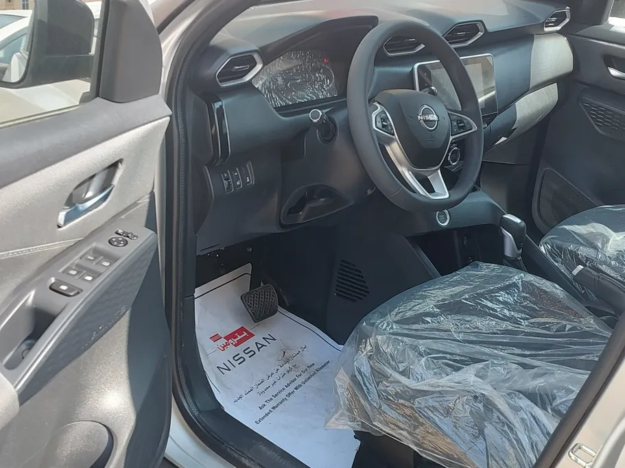 نيسان ماجنايت SV 2025 