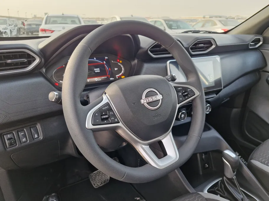 نيسان ماجنايت SV 2025 