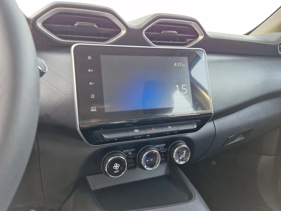 نيسان ماجنايت SV 2025 