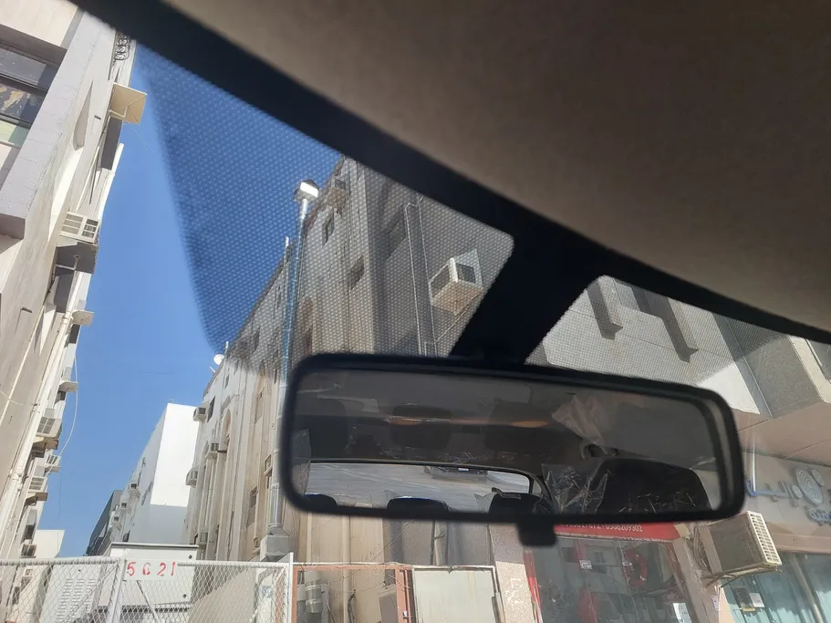 نيسان ماجنايت SV 2025 