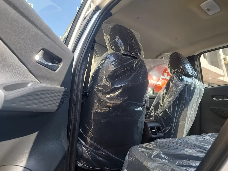 نيسان ماجنايت SV 2025 