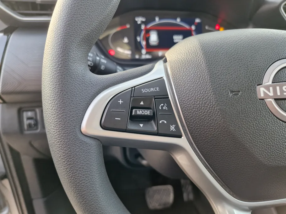 نيسان ماجنايت SV 2025 