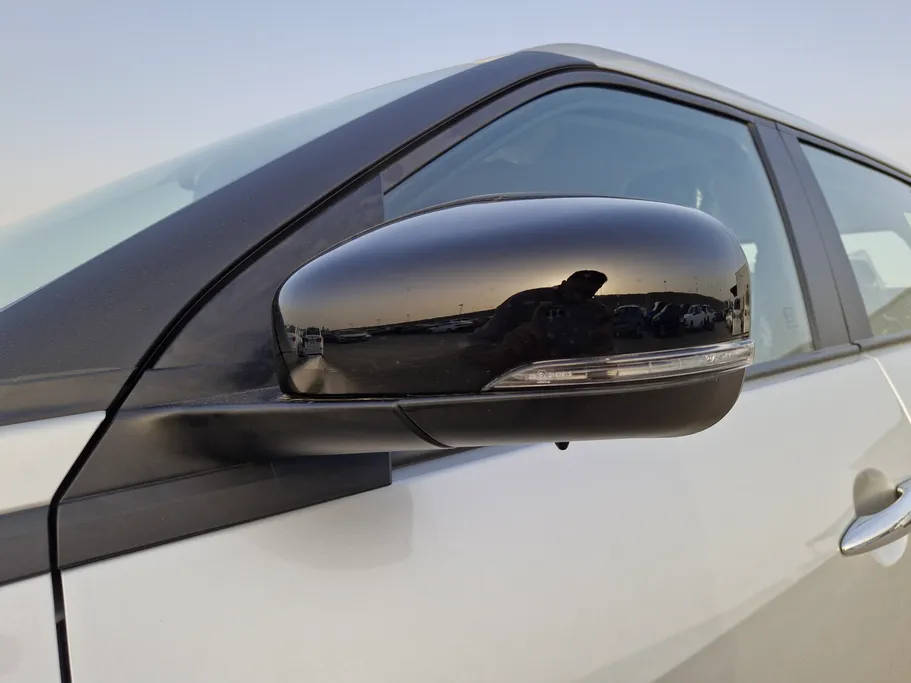 نيسان ماجنايت SV 2025 