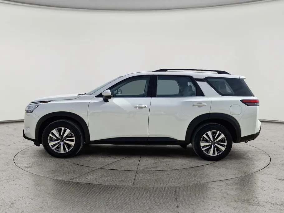 نيسان باثفندر S 2022 