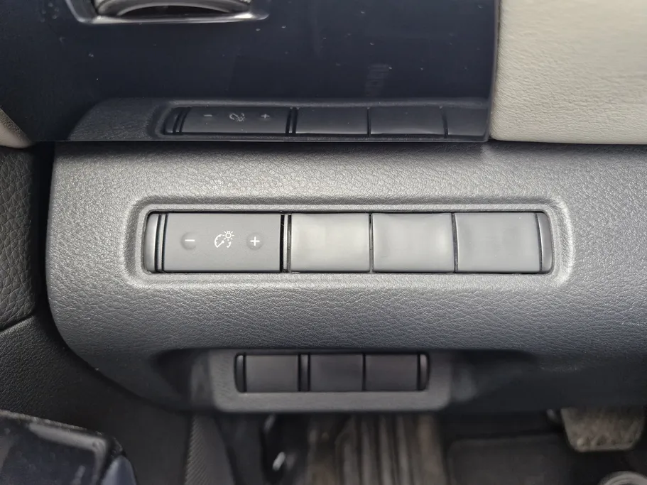 نيسان باثفندر S 2022 