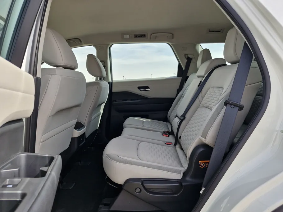 نيسان باثفندر S 2022 