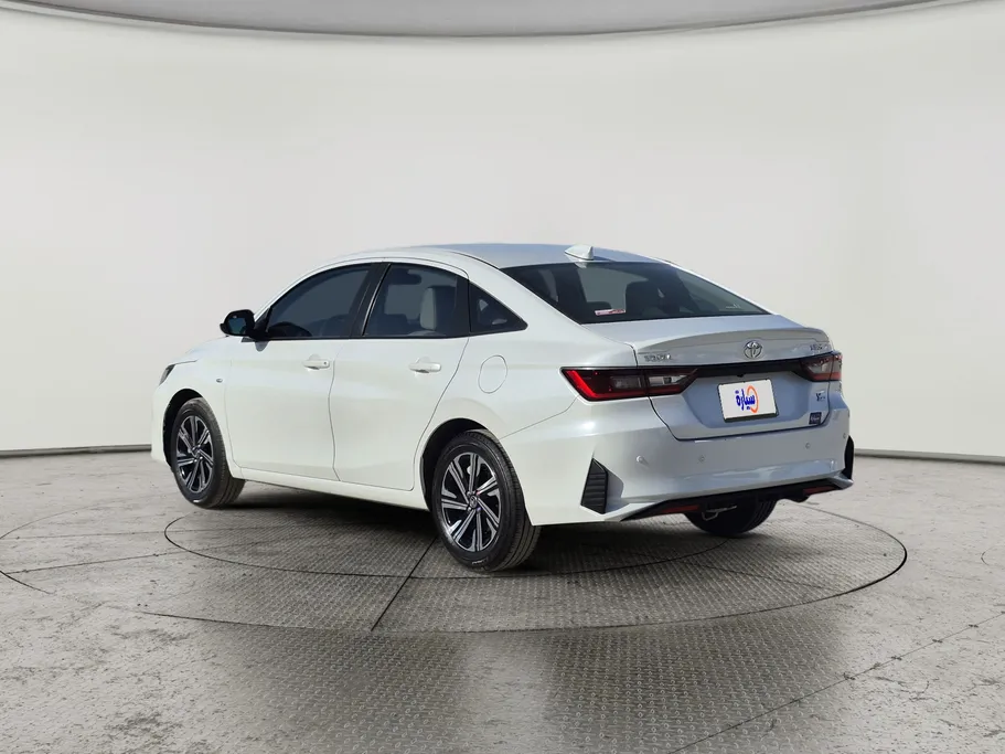 2024 Toyota Yaris  Y Plus 