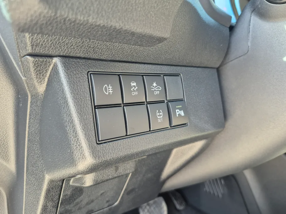 2024 Toyota Yaris  Y Plus 