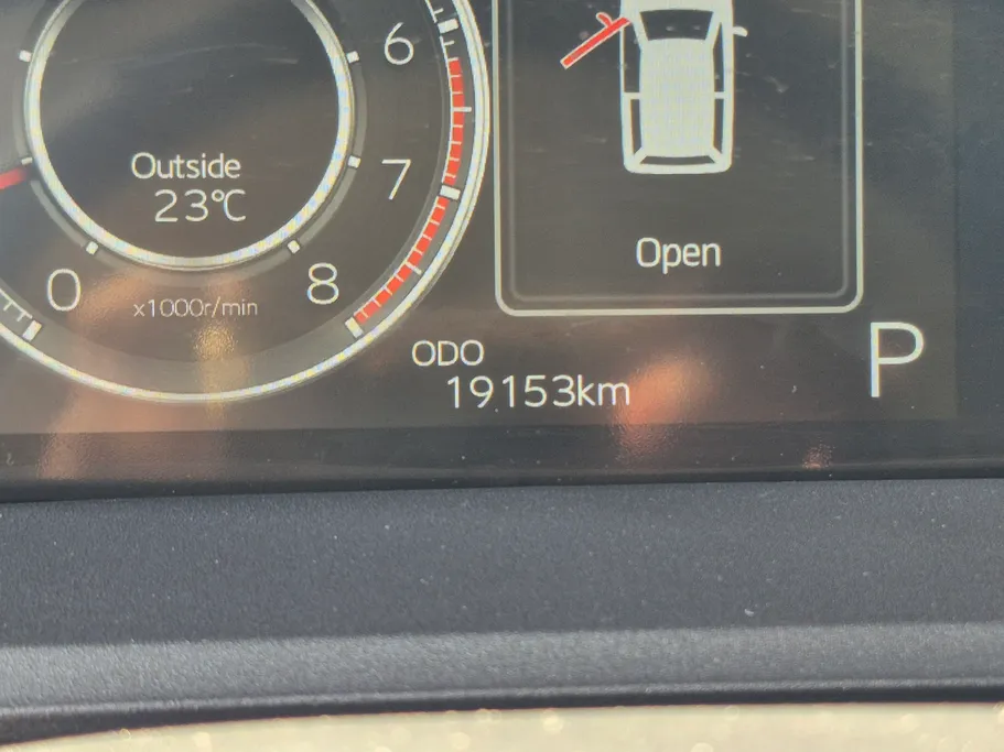 2024 Toyota Yaris  Y Plus 