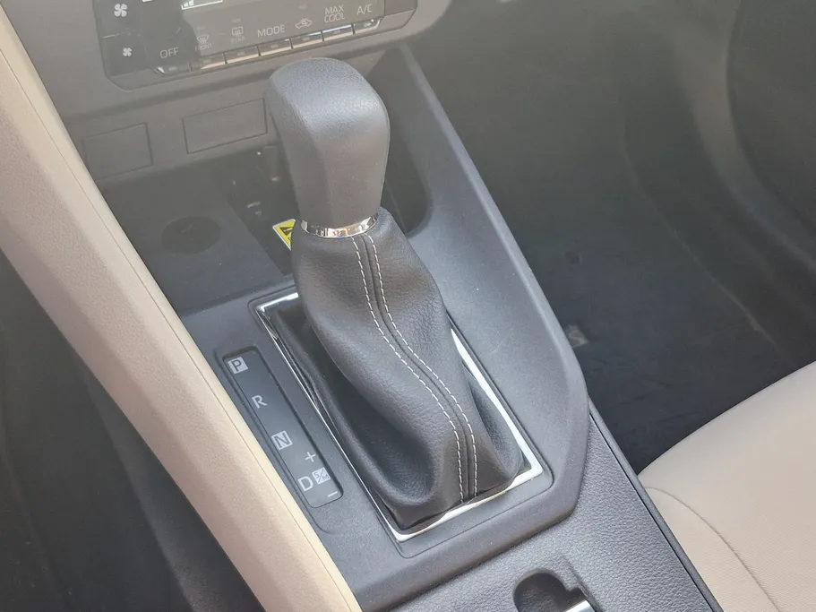 تويوتا يارس Y Plus 2024 