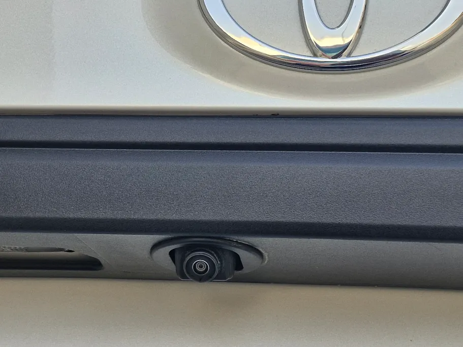 تويوتا يارس Y Plus 2024 