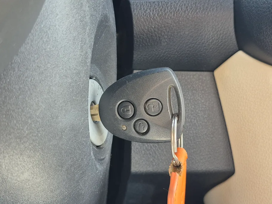 تويوتا يارس Y 2023 