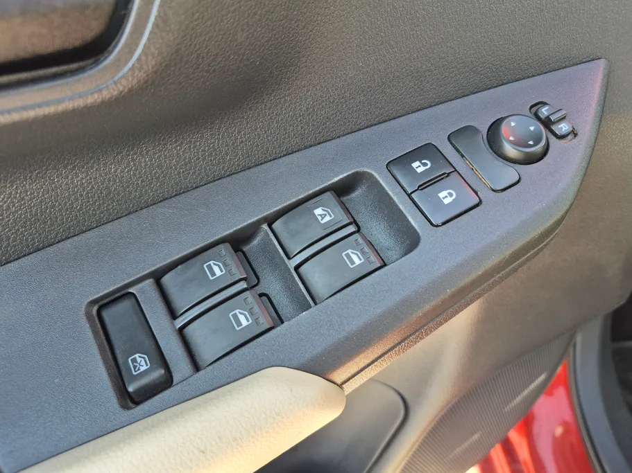 تويوتا يارس Y 2023 