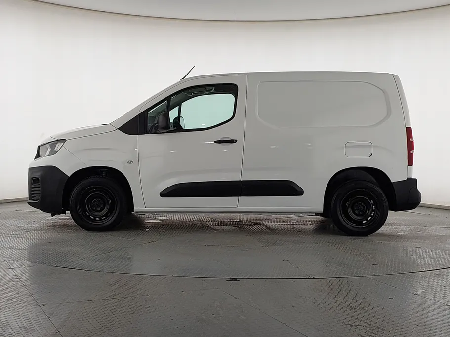 بيجو بارتنر Short van 2022 