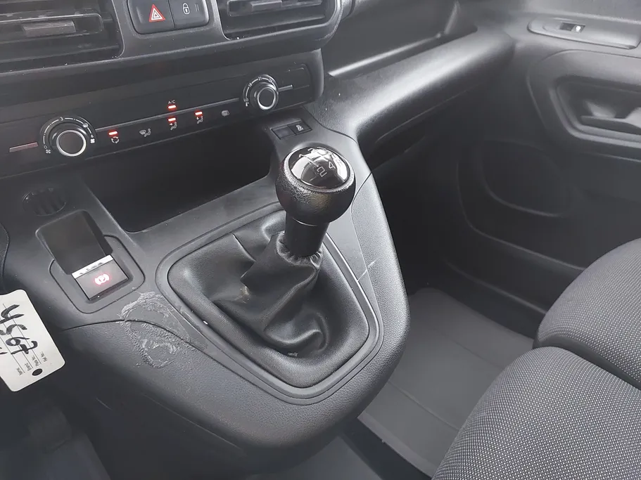 بيجو بارتنر Short van 2022 