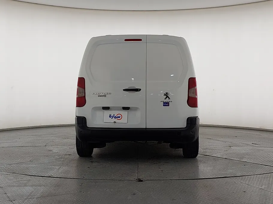 بيجو بارتنر Short van 2022 