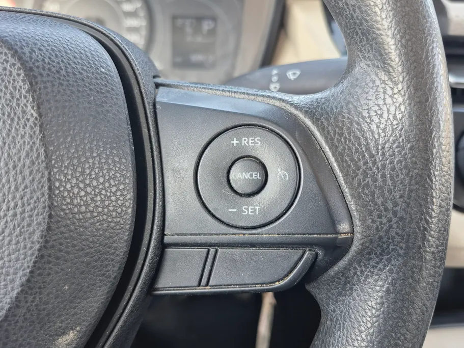 تويوتا كورولا XLI 2023 