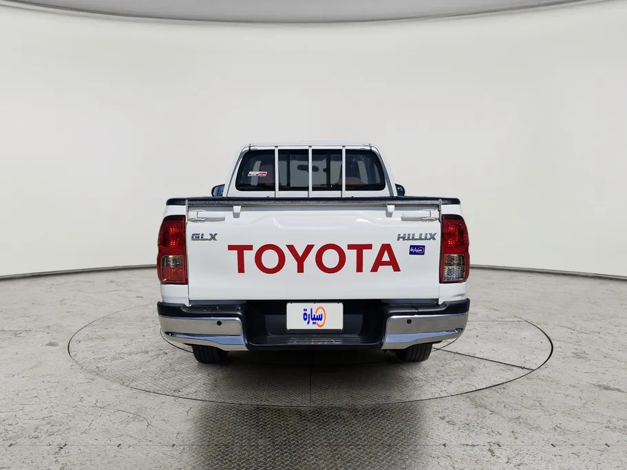 2024 Toyota Hilux GLX 