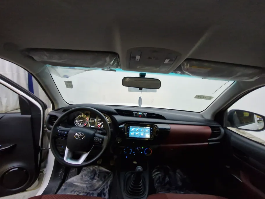 2024 Toyota Hilux GLX 