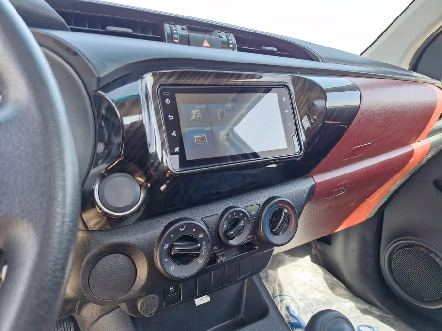 2024 Toyota Hilux GLX 