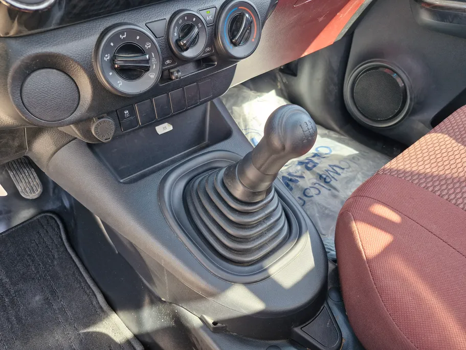 2024 Toyota Hilux GLX 