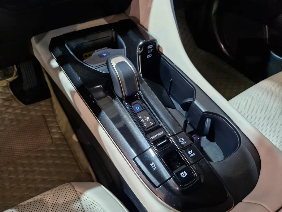 تويوتا كراون Prestige 2026 