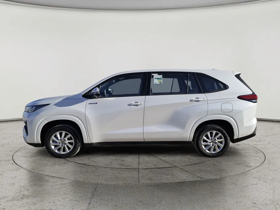 تويوتا اينوفا GL HEV 2024 