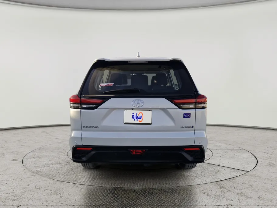 2024 Toyota Innova GL HEV 