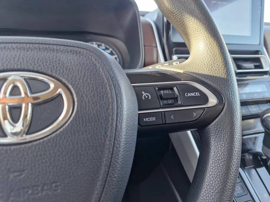 2024 Toyota Innova GL HEV 