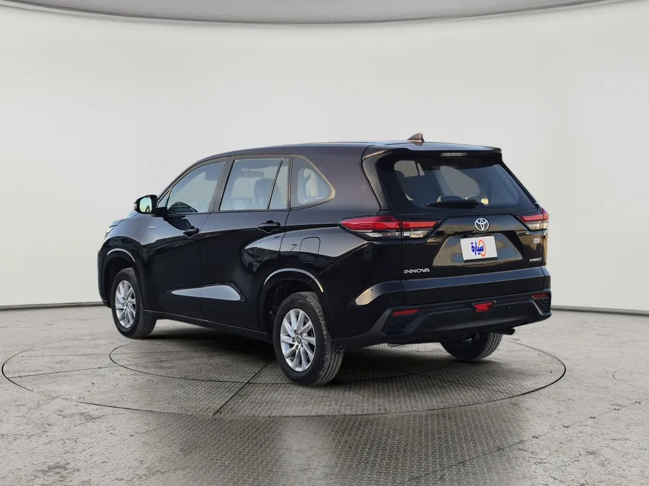 2024 Toyota Innova GL HEV 