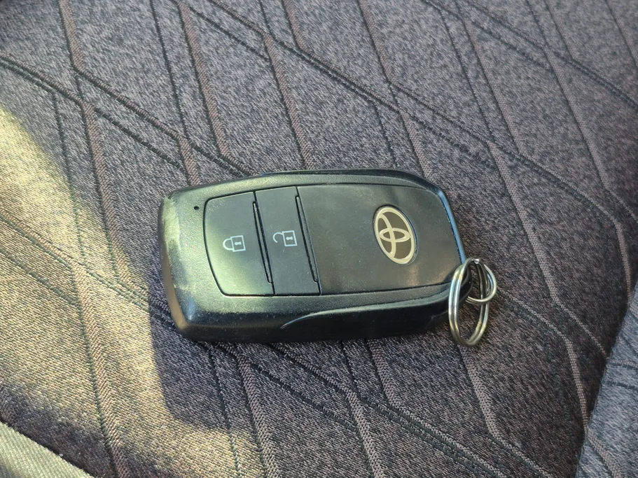 2024 Toyota Innova GL HEV 