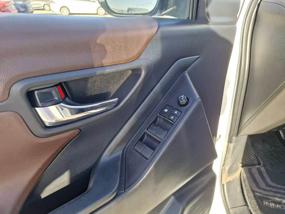 2024 Toyota Innova GL HEV 