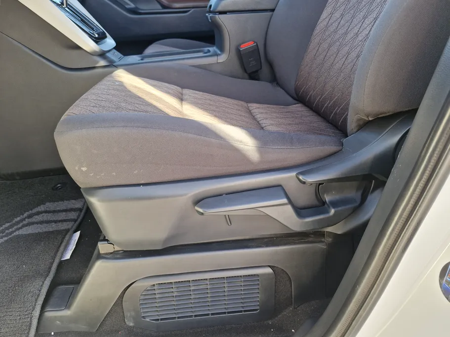 2024 Toyota Innova GL HEV 