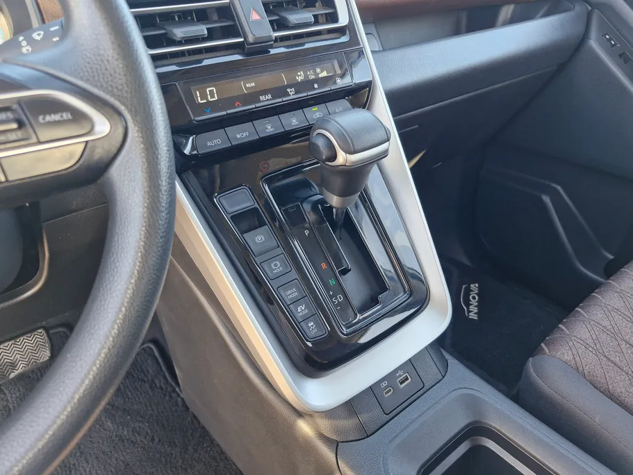 2024 Toyota Innova GL HEV 