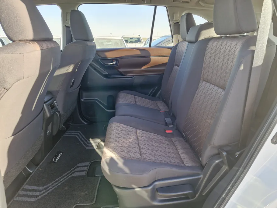 2024 Toyota Innova GL HEV 