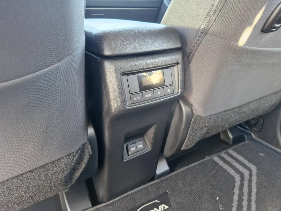 2024 Toyota Innova GL HEV 