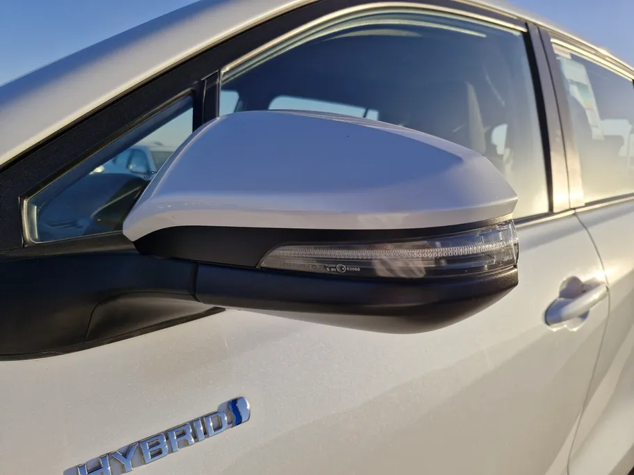 2024 Toyota Innova GL HEV 