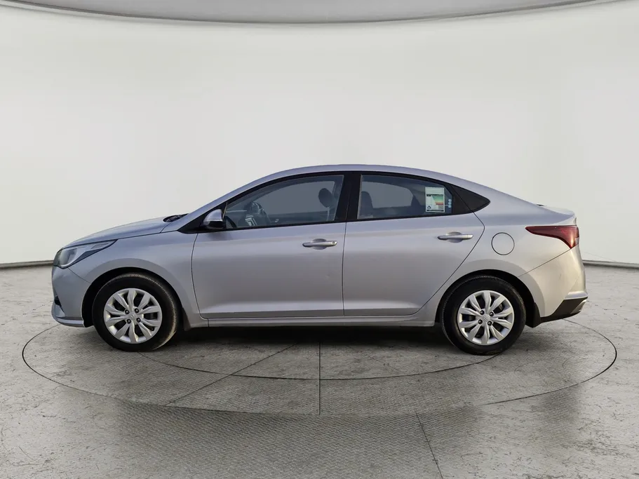 2022 هيونداي Accent سمارت 