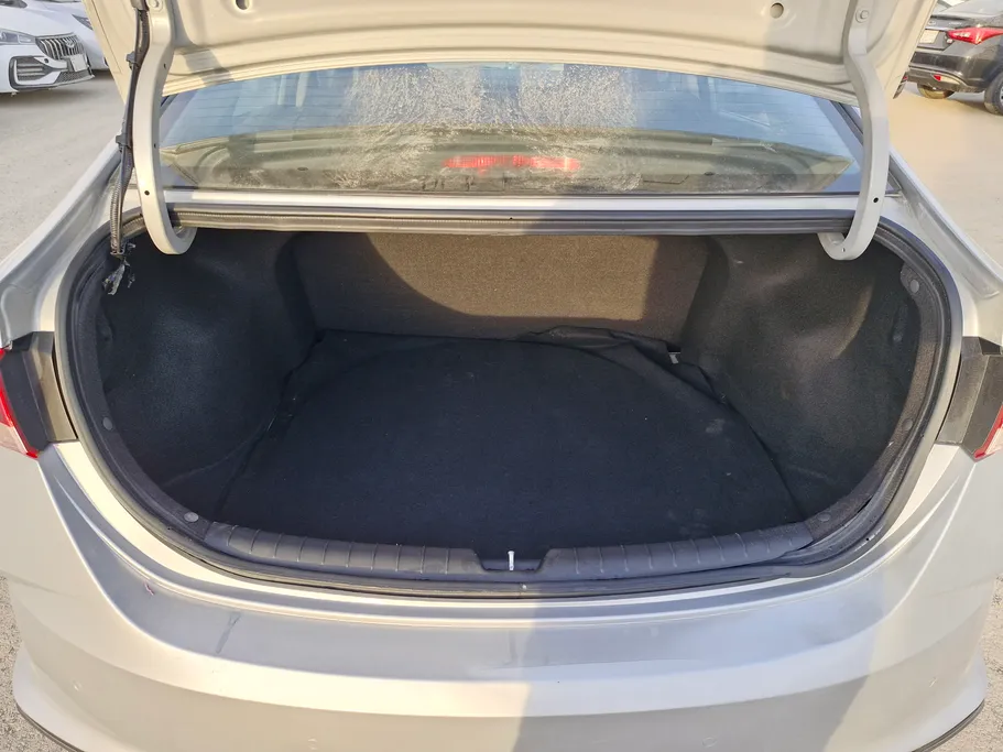 2022 هيونداي Accent سمارت 