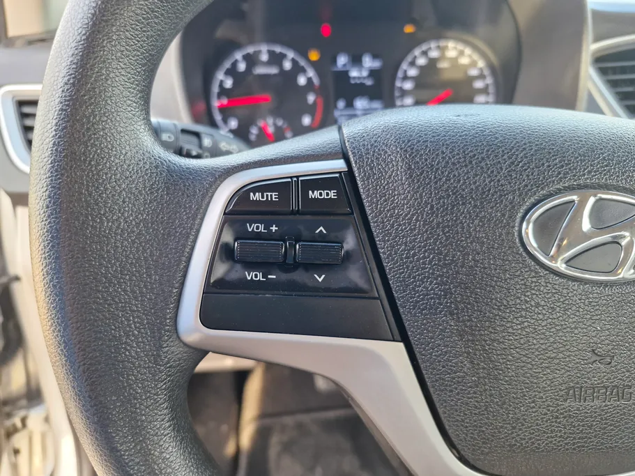 2022 هيونداي Accent سمارت 