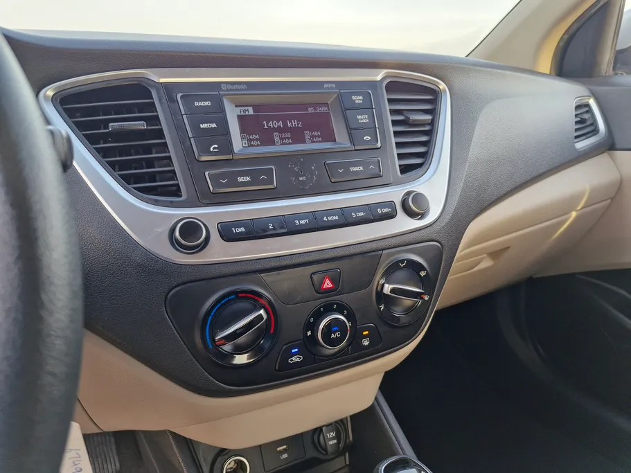 2022 هيونداي Accent سمارت 